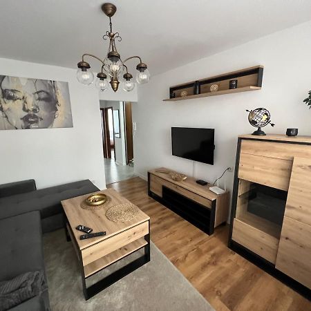 자토르 Apartament Janis 아파트 외부 사진