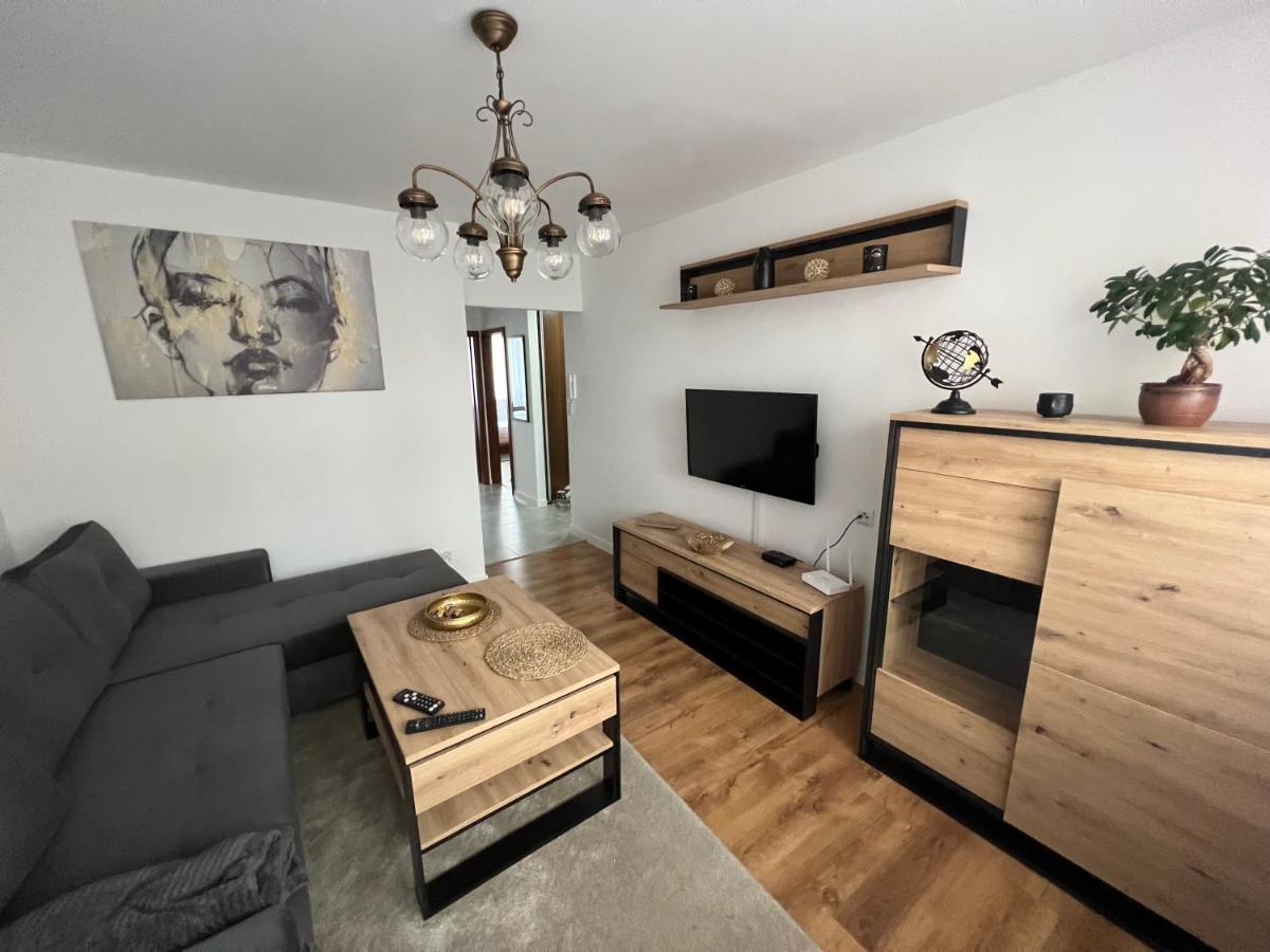 자토르 Apartament Janis 아파트 외부 사진